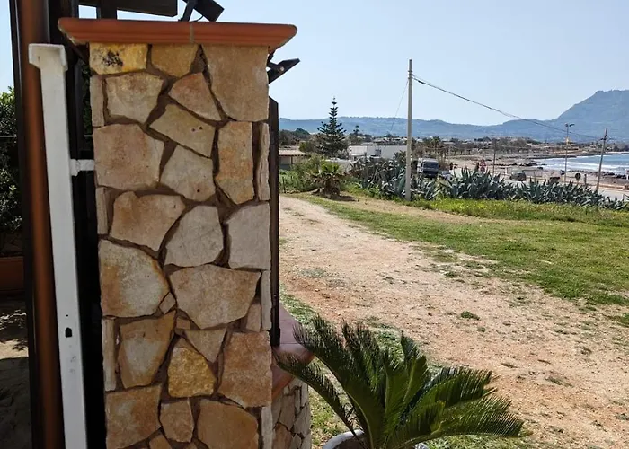 Baia Di Cornino Villa *