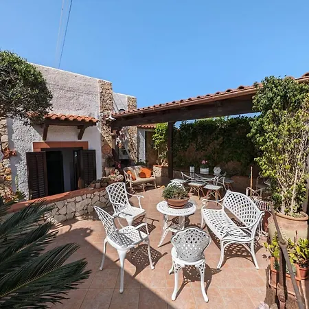 Baia Di Cornino Villa